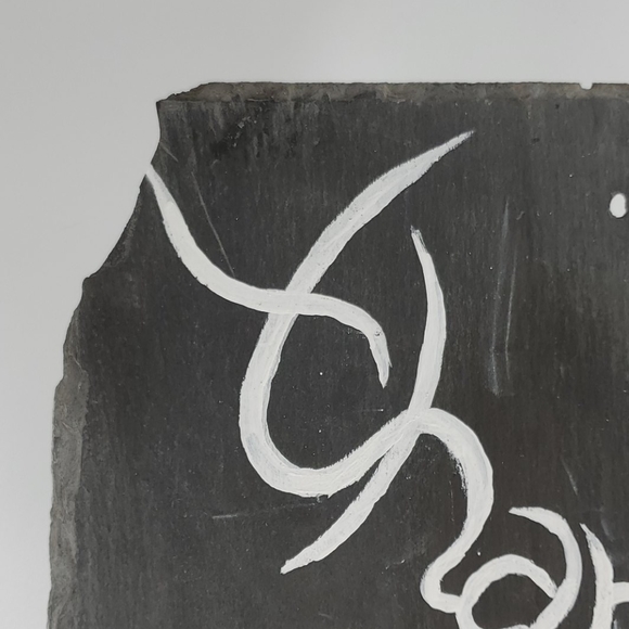 HAND PAINTED Pumpkin "Thankful" Design on Slate - Picture 5 of 10